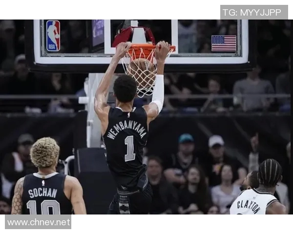 福克斯首秀单节15分，文班亚马18+18+3封盖，马刺双杀残阵鹈鹕